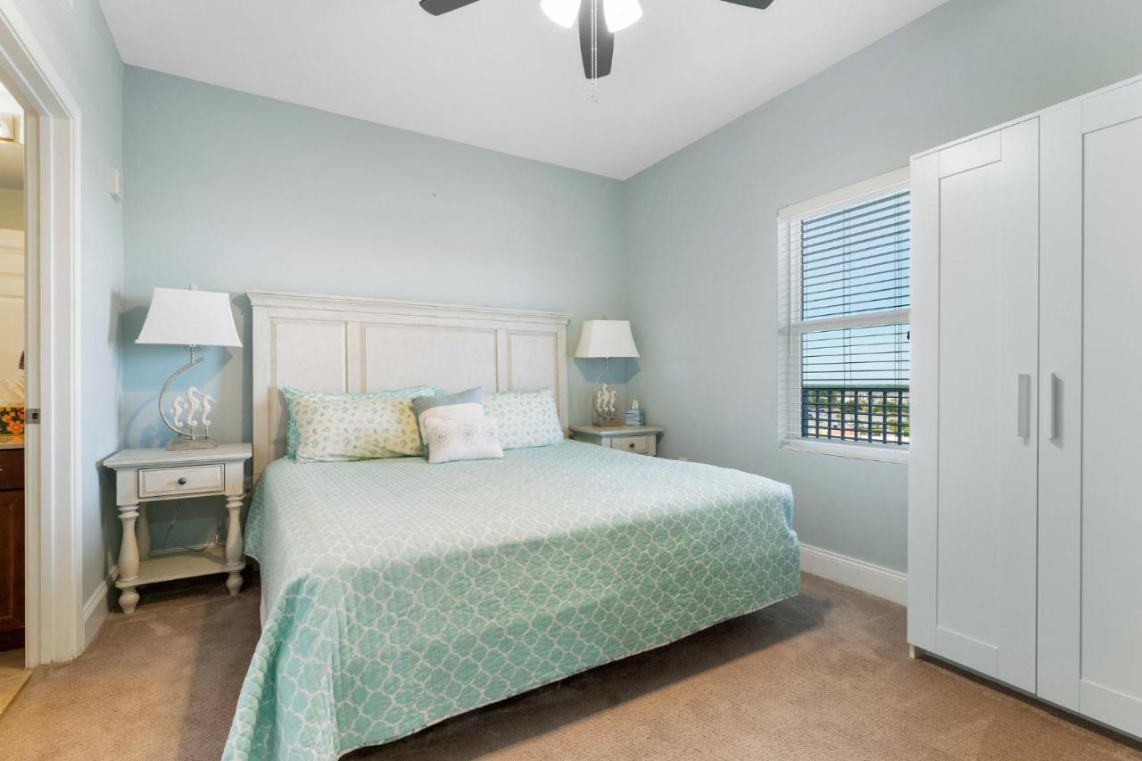 Holiday home Our Little Sea'cret At Laketown Wharf #713 By Nautical Panama City Beach